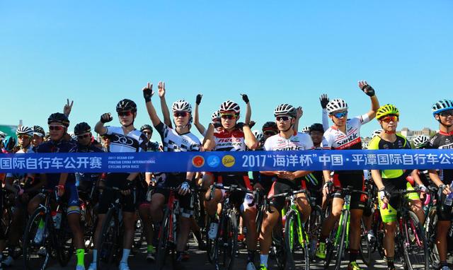 斯巴达勇士赛问鼎娱乐注册深圳站笔架山公园打响 埃文·凯尔体验赛事魅力(图1)
