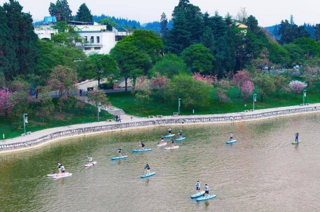 问鼎娱乐网址2025年云南省“体育赛事进景区进街区进商圈”系列活动启动(图1)
